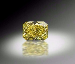 Diamante amarillo